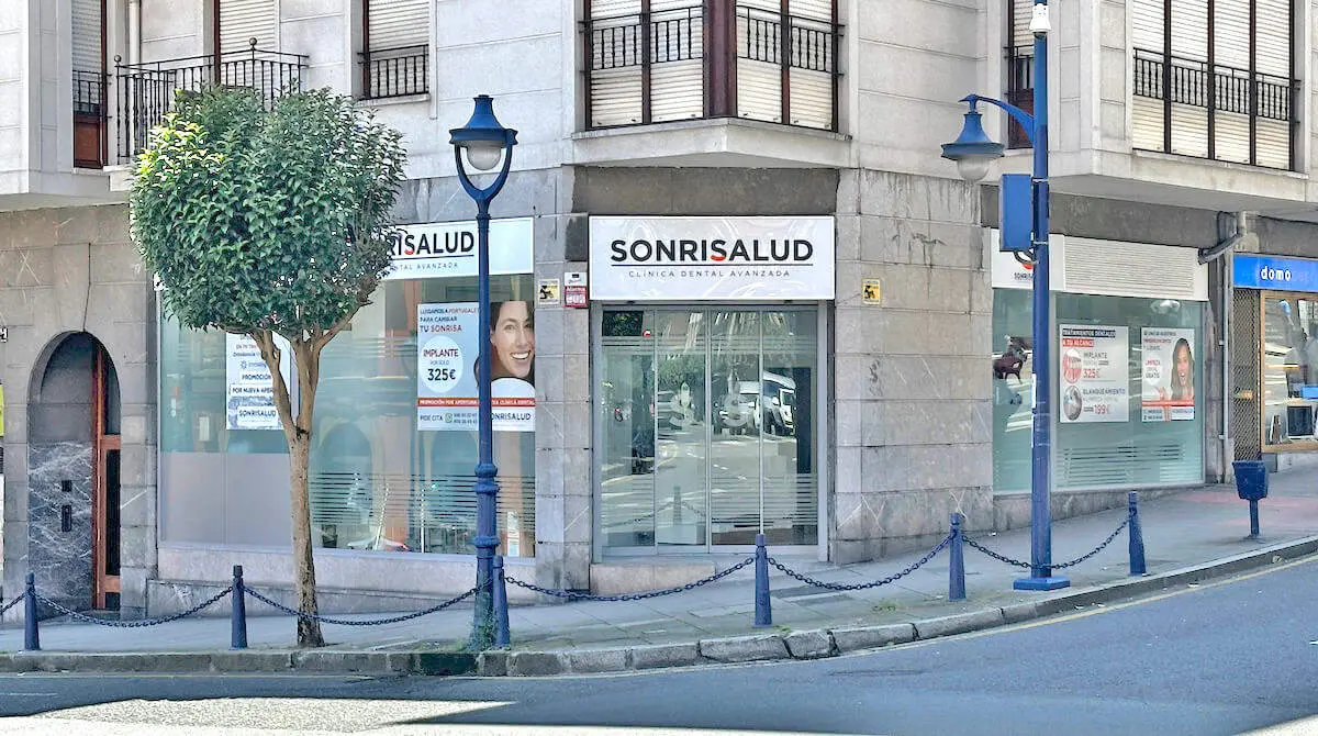 Fachada Sonrisalud