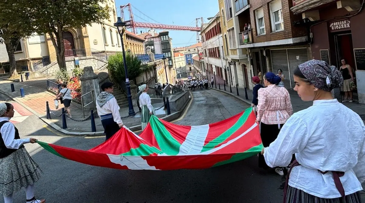 homenaje-ikurriña-portugalete