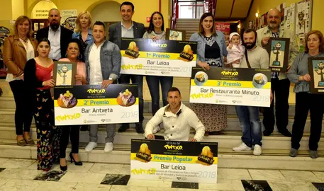 El segundo premio fue para el Caf&eacute; Antxeta mientras que el tercer premio fue para el Bar Restaurante Minuto