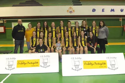 Agradecer a varias jugadoras de este equipo que se retiran despu&eacute;s de varios a&ntilde;os con Oribeltza