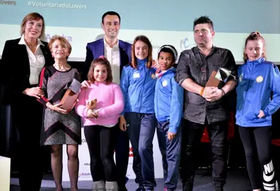 Foto de familia de los premiados