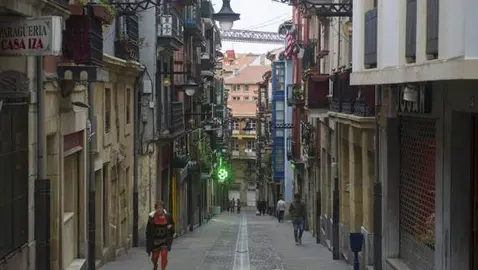 Denuncian que algunos locales abren todos los festivos del a&ntilde;o
