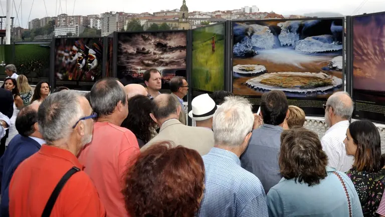 Las mejores fotograf&iacute;as lucen ya junto al puente