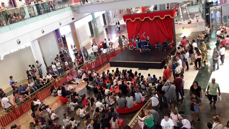 Con una participaci&oacute;n de 300 pesonas