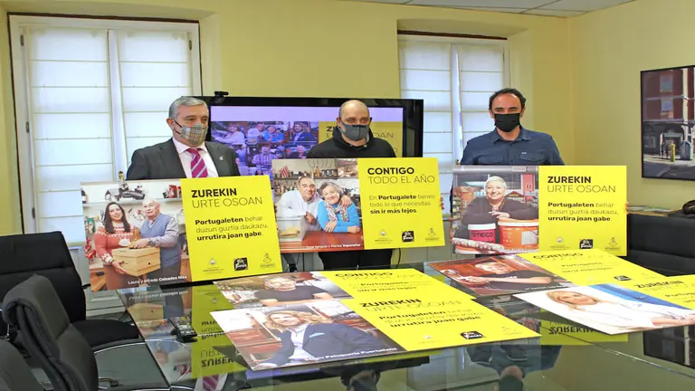Los propios comerciantes y hosteleros de la Villa protagonizan los carteles 