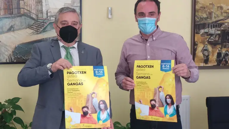 Una treintena de comercios y profesionales se han unido a la iniciativa