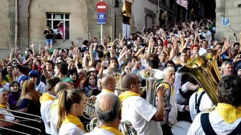 pregonera-txupinero-fiestas-san-roque-portugalete-2025