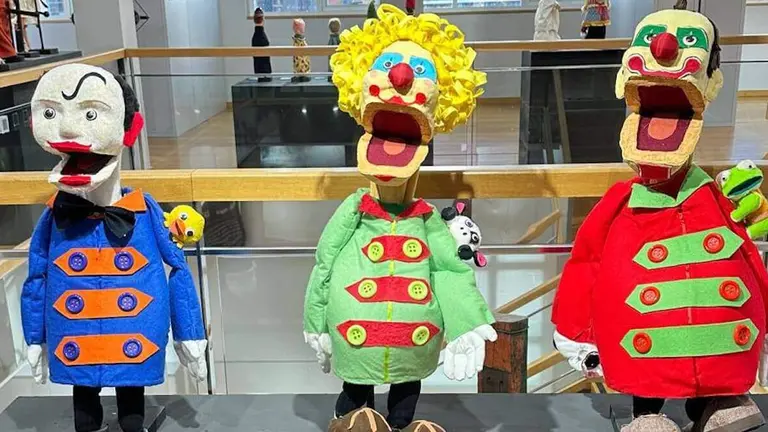 titeres-marionetas-museo-rialia